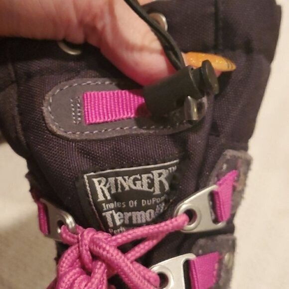 Ranger Tundra Thermolite Insulated Lace-up, Cinchable Sz. 9 Winter Boots - Picture 4 of 11